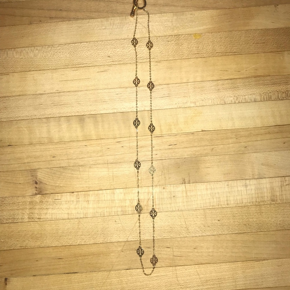 Tory Burch Logo Toggle Necklace - Picture 4 of 4